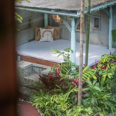 Jungle Wave Villa In Central Seminyak